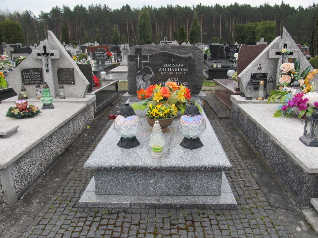 Grób Zdzisław Zachariasz