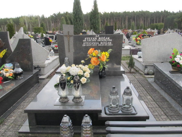 Grób Stefania Różak