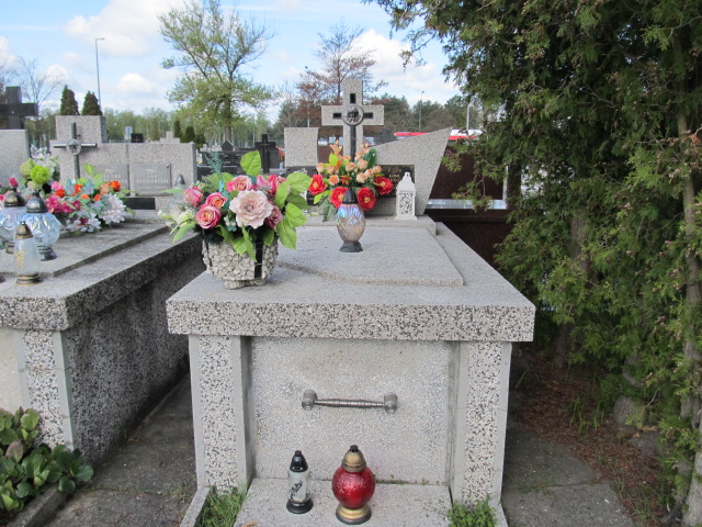 Grób Karol Trojanowski