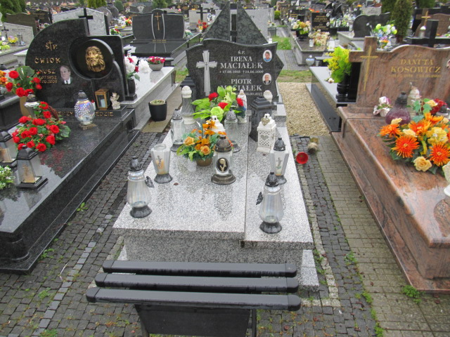 Grób Irena Maciałek
