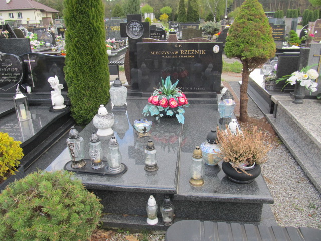 Grób Mieczysław Rzeźnik